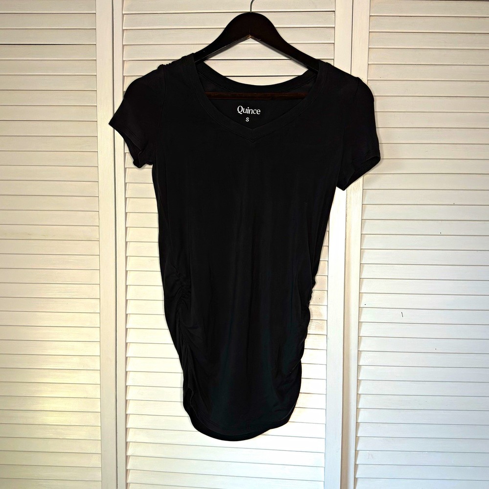 Quince Women’s S Black V-Neck T-Shirt Ruched Side Short Sleeve Size S Casual